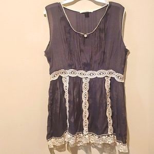 ❤TRINITY LACE DETAIL TOP/SHIRT, SIZE LARGE